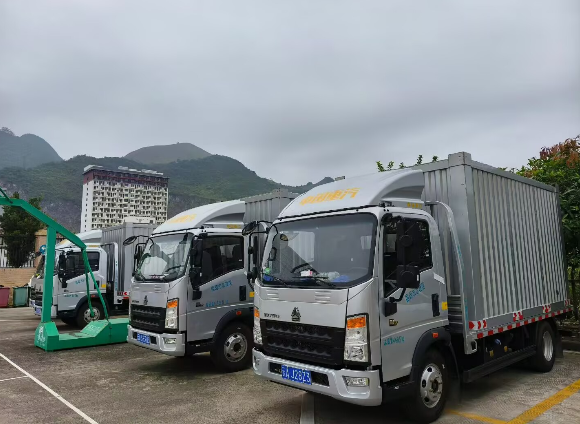 广西柳州烟草配送车辆车载视频监控北斗GPS定位终端安装项目
